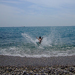 Plage de galets et mer calme par Lenny Farmer - Cagnes sur Mer 06800 Alpes-Maritimes Provence France