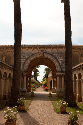 Iles de Lérins : monastère de Saint-Honorat par david.chataigner