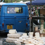 Renault Estafette et bons fromages - Le Bar-sur-Loup par Manny Perry - Le Bar sur Loup 06620 Alpes-Maritimes Provence France