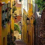 La vie en jaune à Menton par Sylvester SUPERTRAMP - Menton 06500 Alpes-Maritimes Provence France