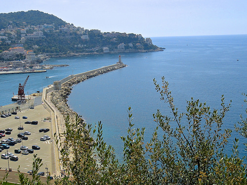 Entrée du port de Nice par angelinas