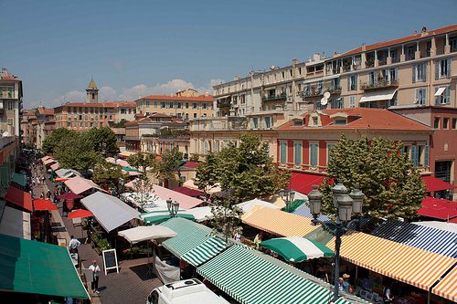 Vieux-Nice - Cours Saleya et son marché par david.chataigner