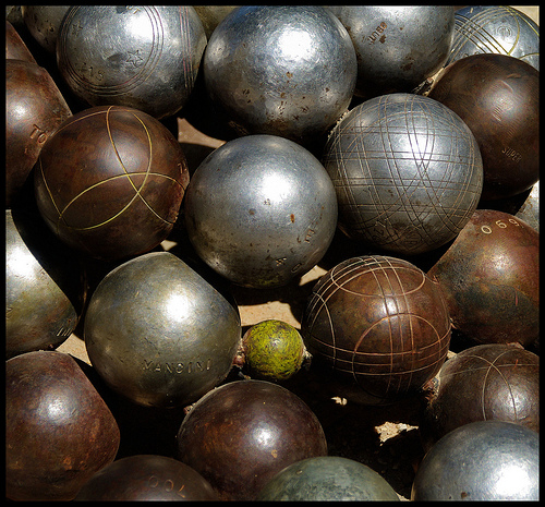 Pétanque with Super Glue par Morpheus © Schaagen