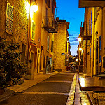 Rues de Valbonne par Jonathan Sharpe, Photographer - Valbonne 06560 Alpes-Maritimes Provence France