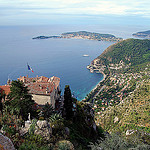La côte d'azur vue depuis les hauteurs de Eze par Mattia Camellini - Eze 06360 Alpes-Maritimes Provence France