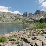 Le Lac d'Allos et sa roche par Hélène_D - Allos 04260 Alpes-de-Haute-Provence Provence France