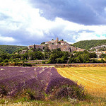 Arrivée sur Banon par Qtune - Banon 04150 Alpes-de-Haute-Provence Provence France