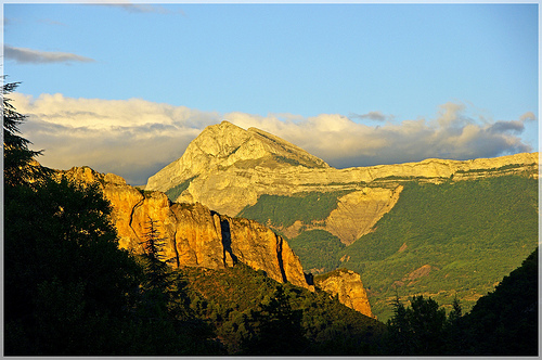 Pic du Couard vu de Digne les Bains by Géo-photos