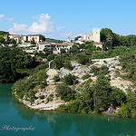 Esparron de Verdon et son lac par Tinou61 - Esparron de Verdon 04800 Alpes-de-Haute-Provence Provence France