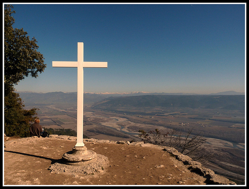 Vue de l'abbaye Notre-Dame de Ganagobie par J@nine