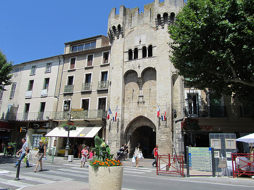 Porte d'entrée de Manosque by Olivier Nade