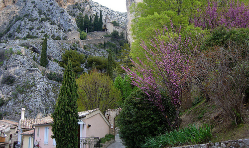 Village de Moustiers-Sainte-Marie by voyageur85