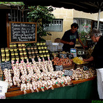 Marché Provençal à Moustier par Sylvia Andreu - Moustiers Ste. Marie 04360 Alpes-de-Haute-Provence Provence France