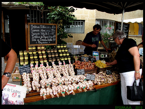 Marché Provençal à Moustier par Sylvia Andreu