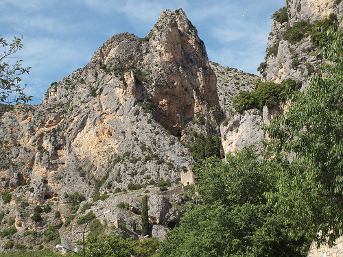 L'étoile de Moustiers Sainte Marie par Locations Moustiers