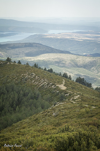 Rando : le sommet de l'Agra à 1523 m by Patrice Fauré