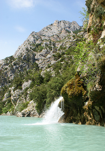 Waterfall, Verdon Gorge by spencer77