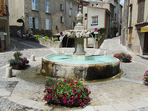 Fontaine bien propre de Valensole par Olivier Nade