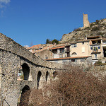 La tour et village de Volonne par Charlottess - Volonne 04290 Alpes-de-Haute-Provence Provence France