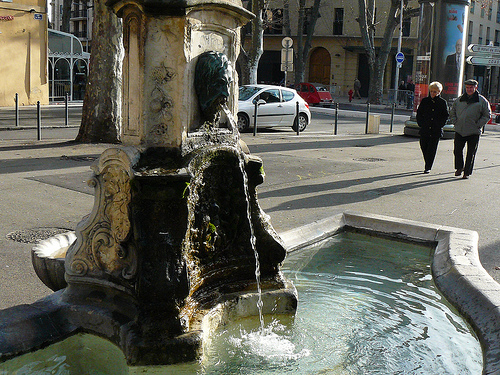 Une fontaine à Aix-en-Provence by Antoine 2011