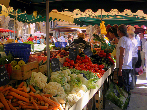 Aix market : fruits, vegatles and colors by perseverando