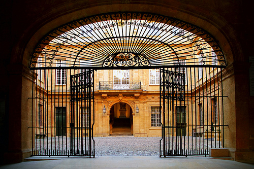 Aix en Provence, Grilles de l'Hôtel de Ville by Boccalupo