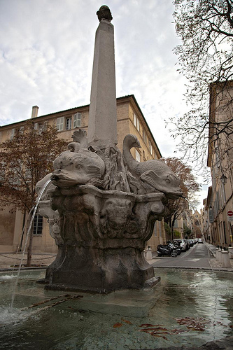 La fontaine aux 4 dauphins by look me luck