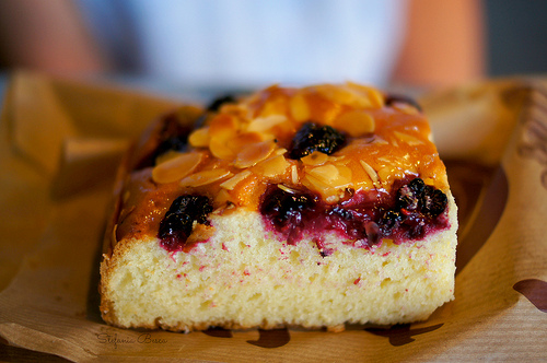 Moelleux aux cerises et amandes par Guarda Nuvole