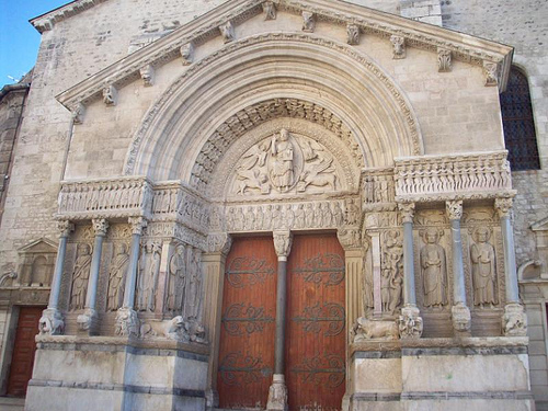Ancienne Cathédrale Saint-Trophime d'Arles par Only Tradition