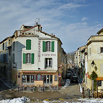 Dans les rues d'Arles par Cilions - Arles 13200 Bouches-du-Rhône Provence France