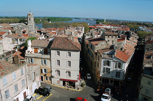 Les toits d'Arles by paspog