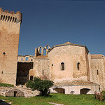 Provence : Abbaye de Montmajour par paspog - Arles 13200 Bouches-du-Rhône Provence France