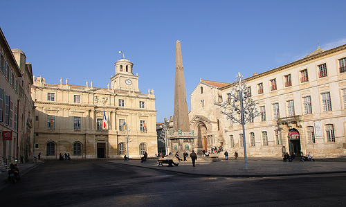 Place de la République à Arles by Oleg Bartunov