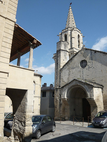 Barbentane - église romane XIIème siècle par Vaxjo