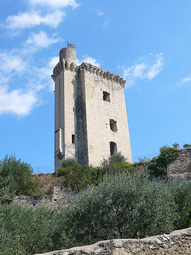 Barbentane - Donjon / Tour Anglica par Vaxjo