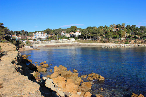 La Calanque du Cap Rousset par Bernard Bost