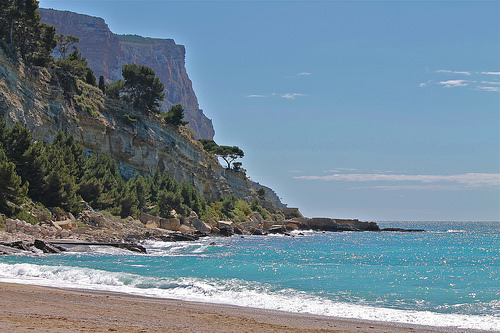 Cassis beach, the end of the coast par Alpha Lima X-ray