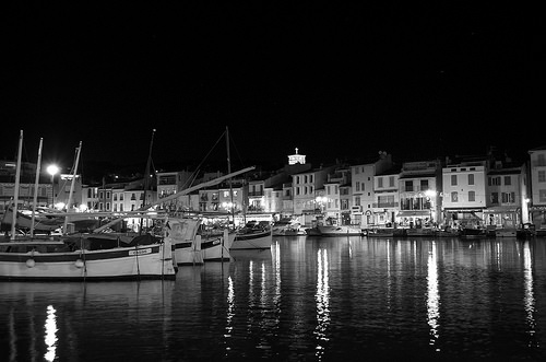 Nocturne dans le port de Cassis par feelnoxx