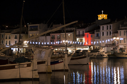 Les reflets de nuit de Cassis par feelnoxx