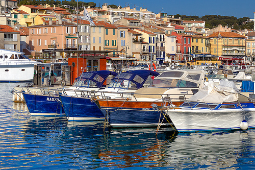 Le port multicolore de Cassis by Gabi Monnier