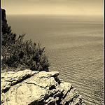 Un balcon sur la mer méditerranée by Jean-Manuel Alvarez - Cassis 13260 Bouches-du-Rhône Provence France