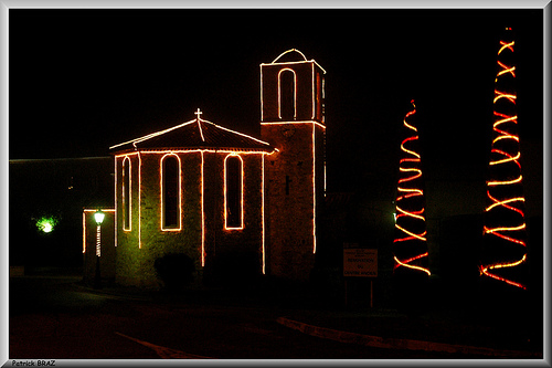 Eglise de Chateauneuf le Rouge by Patchok34