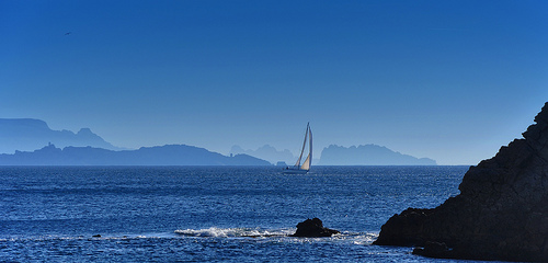 Bleu, bleu ... même la Côte est Bleue - Côte d'Azur par Charlottess