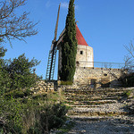 Moulin de Daudet (13) Fontvieille par cigale4 - Fontvieille 13990 Bouches-du-Rhône Provence France