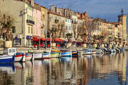 Le miroir du petit port de La Ciotat par davcsl