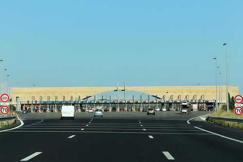 Péage de Lançon - Autoroute A7  by Meteorry