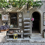 Magasin La Treille / Souvenirs de provence par ScottHampton - Les Baux de Provence 13520 Bouches-du-Rhône Provence France