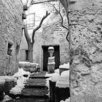 Ruelles enneigées des Baux par Cilions - Les Baux de Provence 13520 Bouches-du-Rhône Provence France