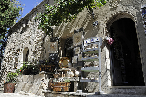 Boutique - Les Baux par Massimo Battesini