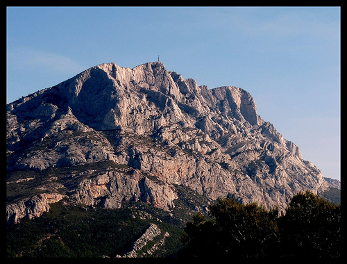 Montagne Sainte-Victoire par J@nine